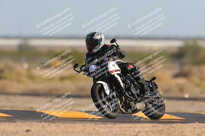 media/Nov-06-2023-Moto Forza (Mon) [[ce023d0744]]/3-Intermediate Group/Session 5 (Turn 4)/